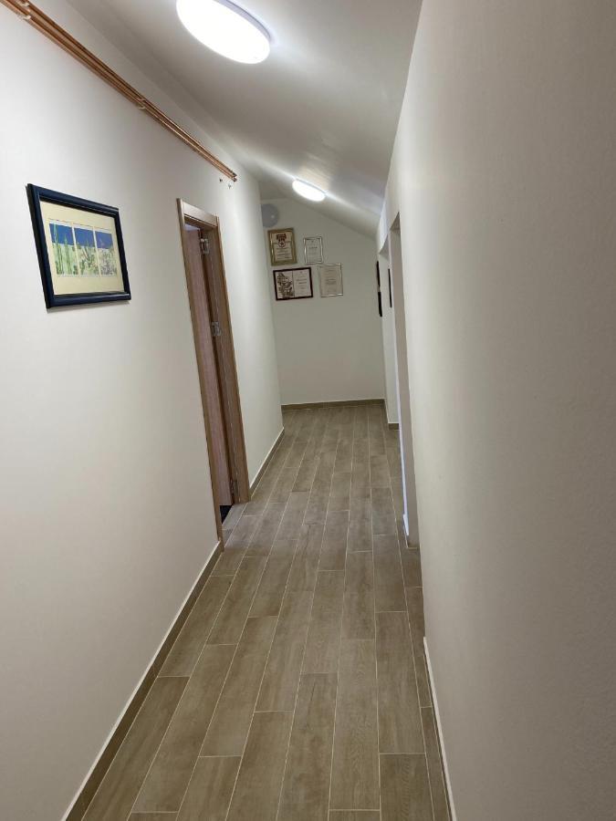 Buba Palace Nikšić Kültér fotó