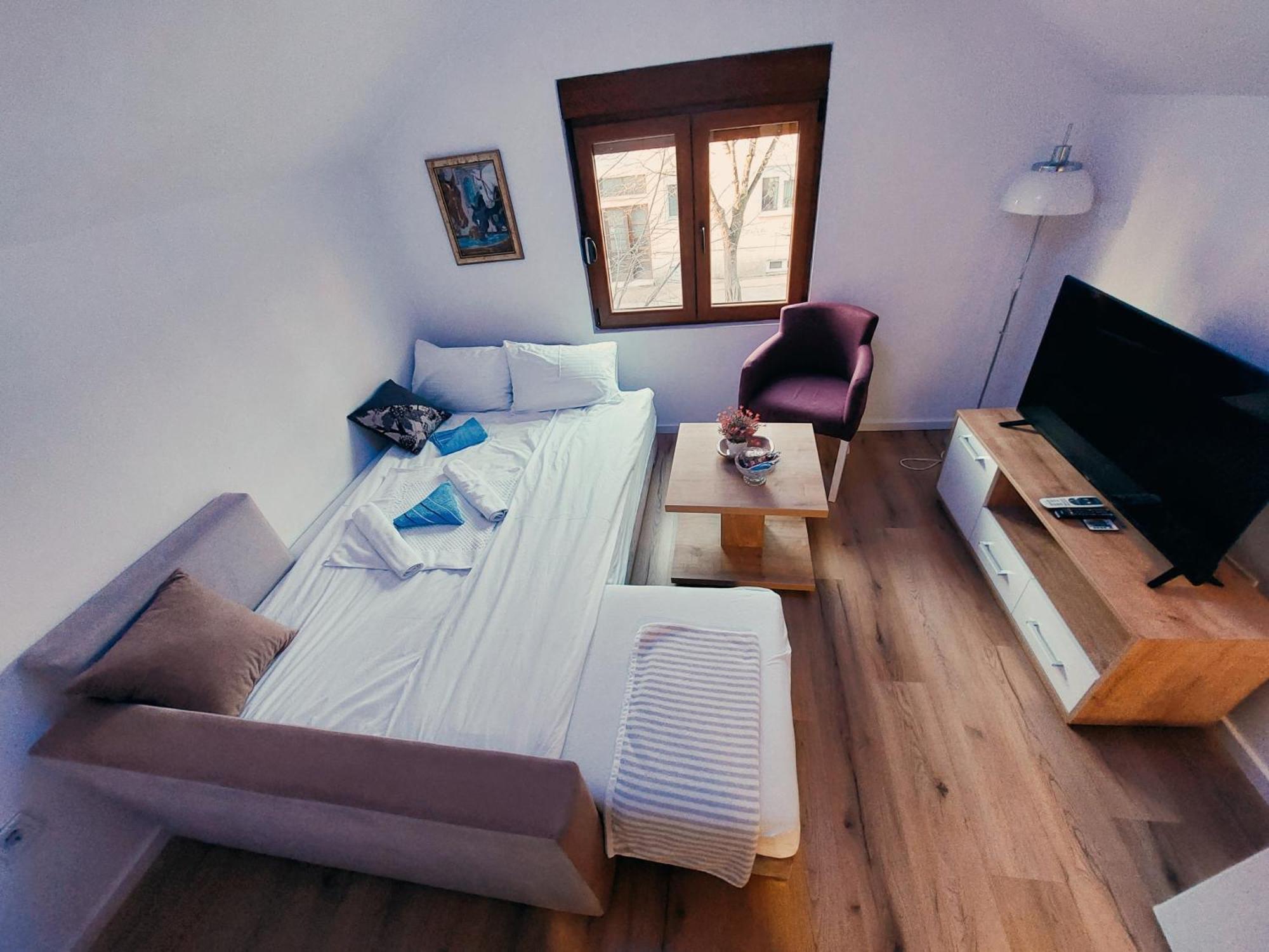 Buba Palace Nikšić Kültér fotó