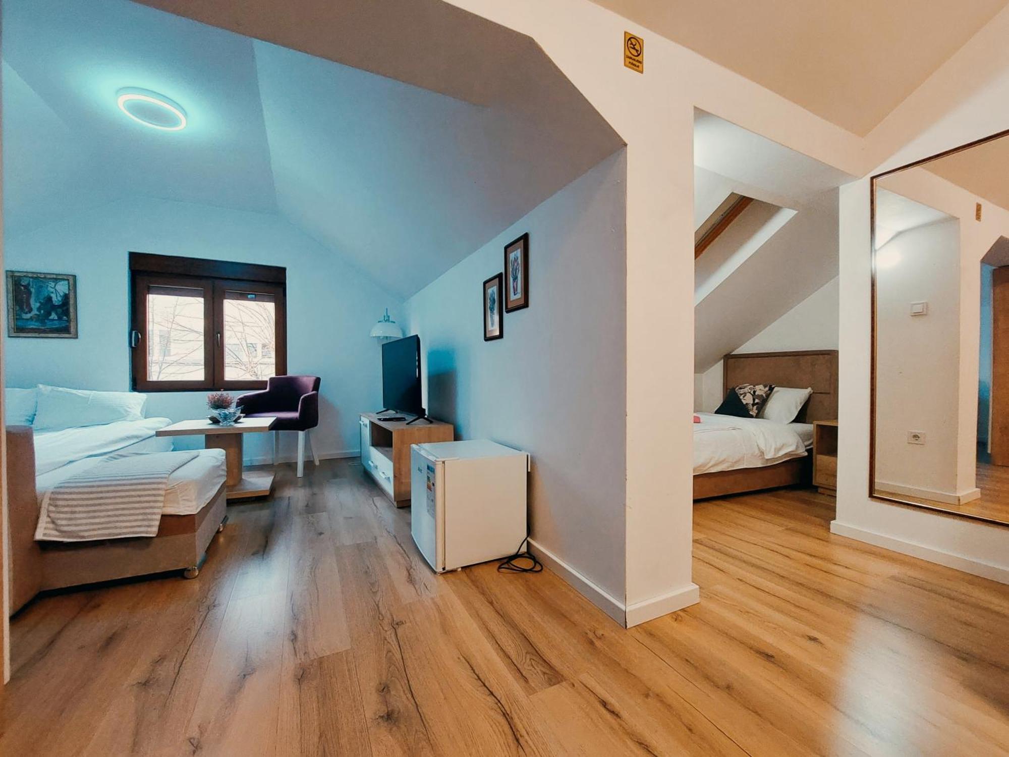Buba Palace Nikšić Kültér fotó